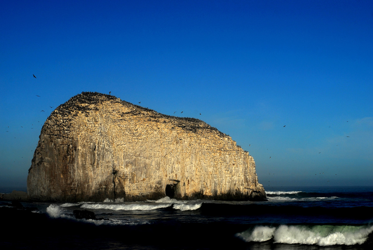 Piedra de la Iglesia - Constitución